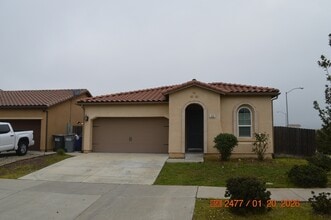 Building Photo - 4319 Bixby Way