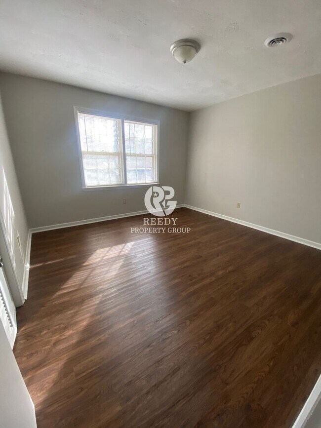 Building Photo - 138 Hidden Hill Rd