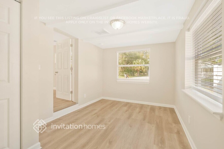 Building Photo - 4560 Merrimac Ave