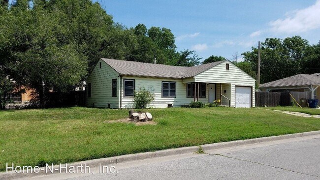 Building Photo - 6 br, 3 bath House - 5222 E Orme