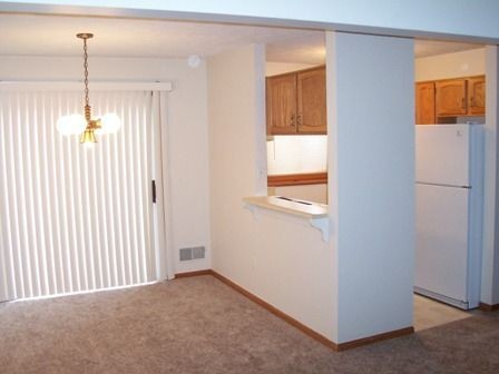 Building Photo - 4751 Circle Shore Dr SE