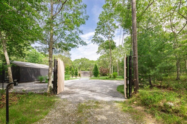 Building Photo - 54 Copeces Ln