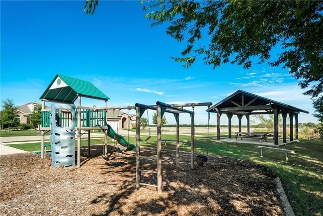 Building Photo - 1613 White Mountain Wy