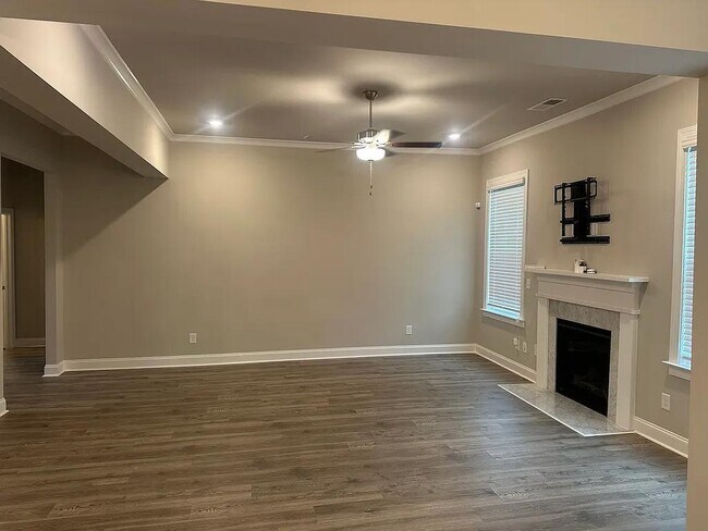 Building Photo - 1519 Windward Dr