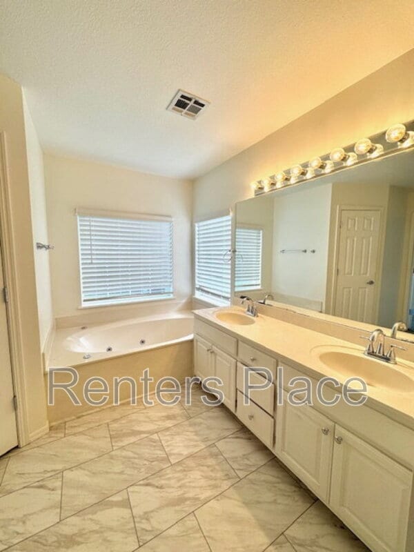 Building Photo - 3819 W Galveston Pl S
