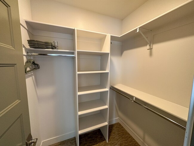 Building Photo - 4859 Bailey Ln
