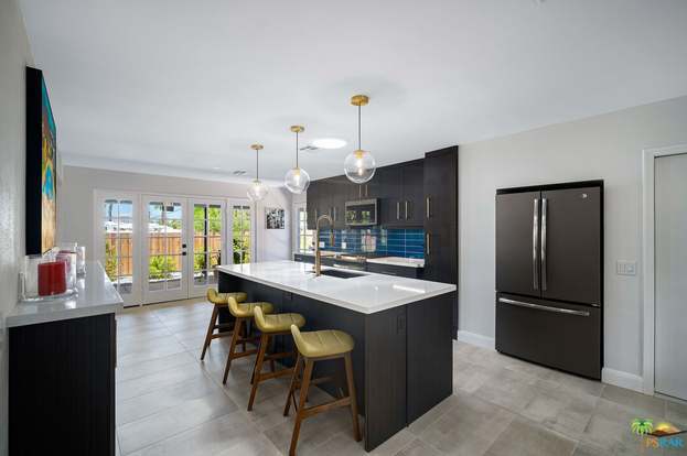 Building Photo - 38820 Bel Air Dr