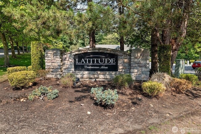 Building Photo - 33020 10th Ave SW