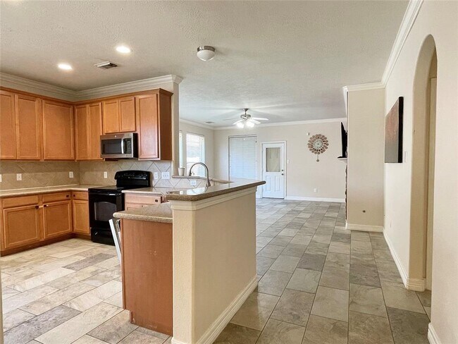 Building Photo - 13834 Clear Trail Ln