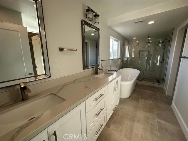 Building Photo - 28935 Curlew Ln