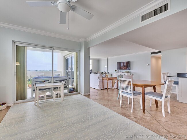 Building Photo - 2600 N Flagler Dr