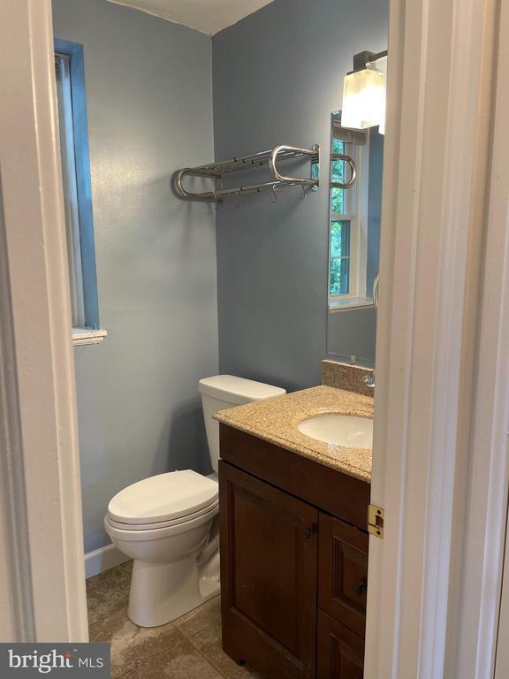 Building Photo - 4838 S 28th St