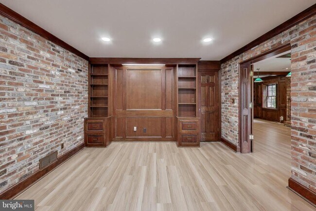 Building Photo - 7308 Burdette Ct