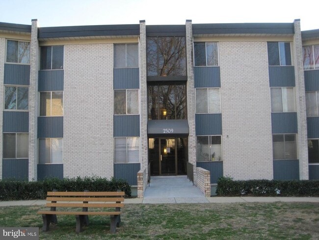 Primary Photo - 2509 Baltimore Rd