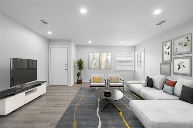 Building Photo - 718 Skyline Dr