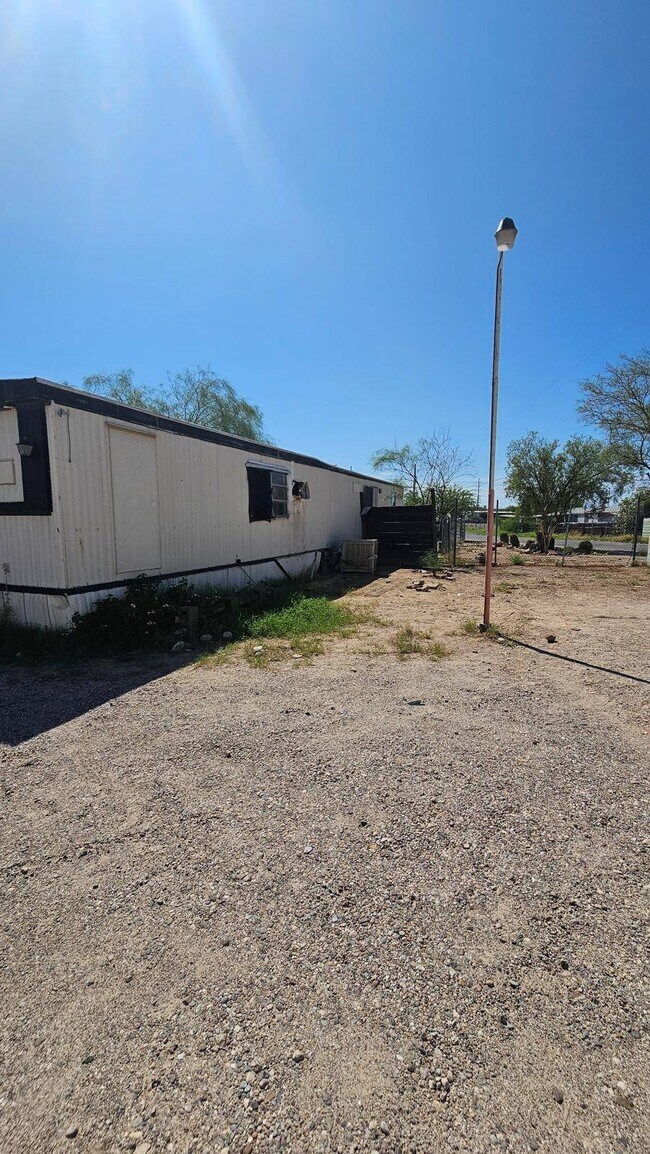 Building Photo - 3870 E Benson Hwy