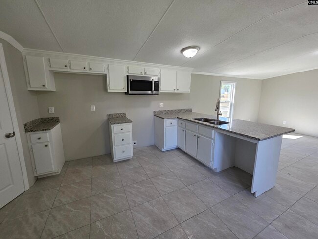 Building Photo - 714 Windy Rd