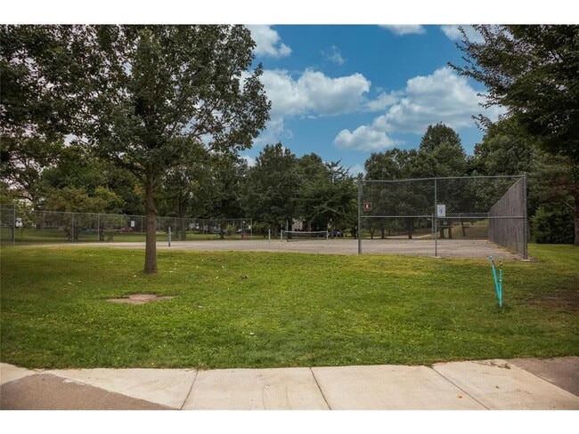 Building Photo - 4325 Chowen Ave S