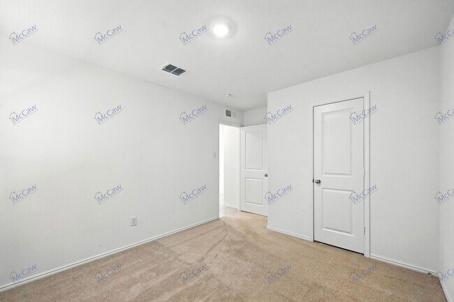 Building Photo - 9217 Grackle Pl