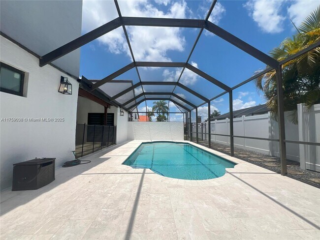 Building Photo - 8735 SW 54th St