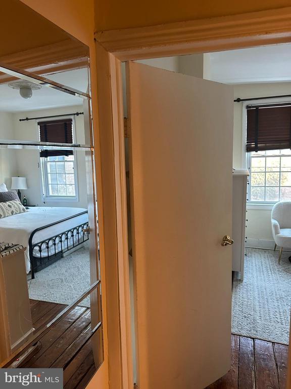 Building Photo - 2144 Kater St