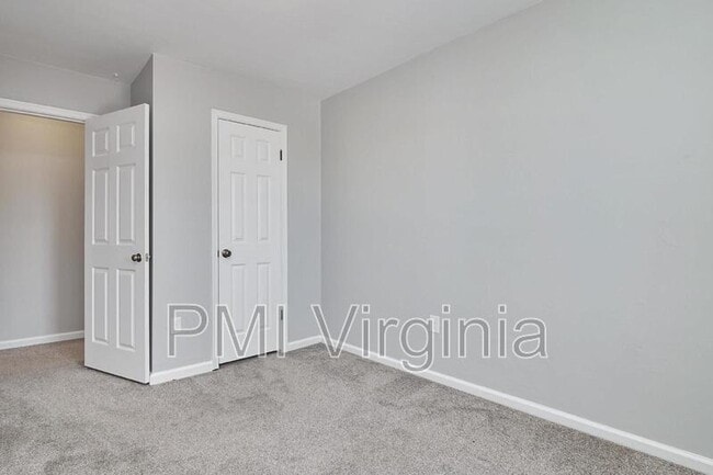 Building Photo - 4081 Concordia Way