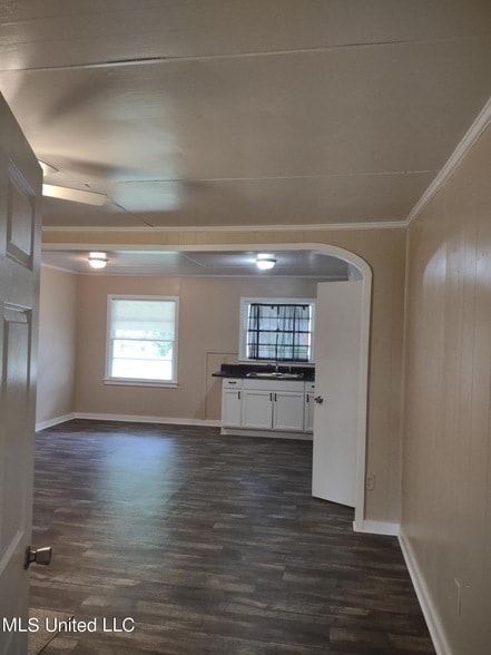 Building Photo - 1426 50th Ave