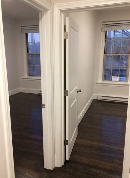 Building Photo - 50 Saint Germain St