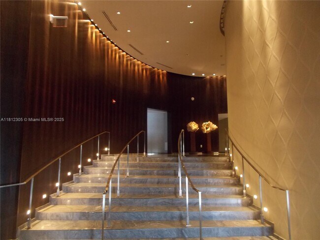 Building Photo - 17201 Collins Ave