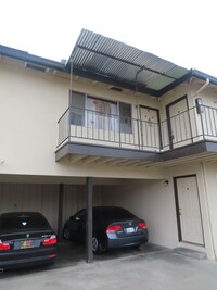 Building Photo - 14 Cypress St