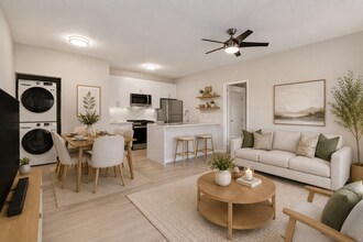 Building Photo - Island Living Meets Modern Luxury in Gated Palm Court
