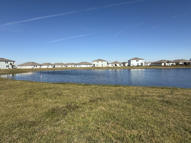 Building Photo - 350 Ardila Cir