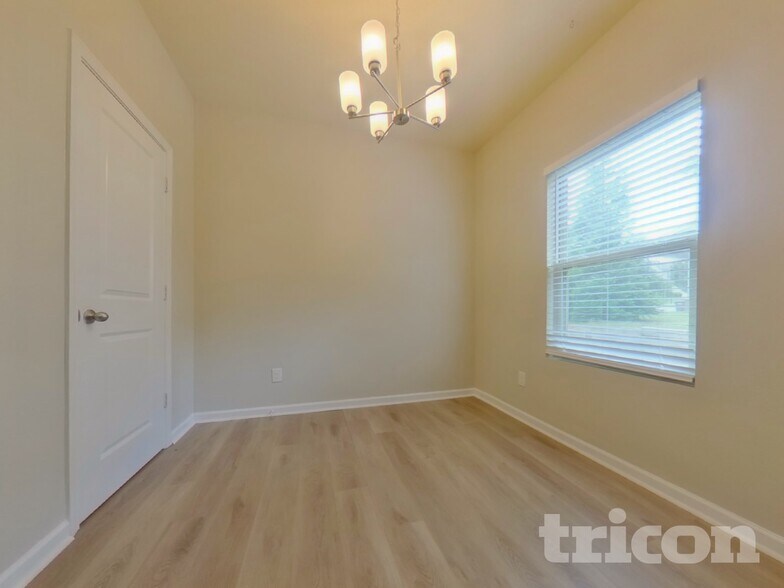 Building Photo - 23 Ponders Rd