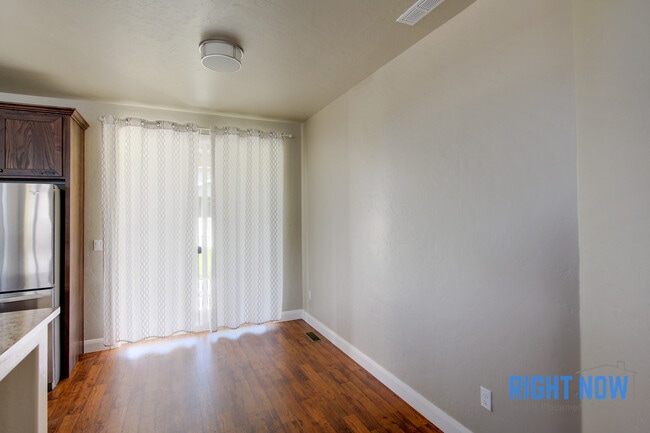 Building Photo - 4648 N Elisha Ave