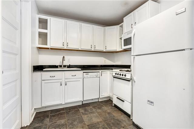 Building Photo - 606 Jena St