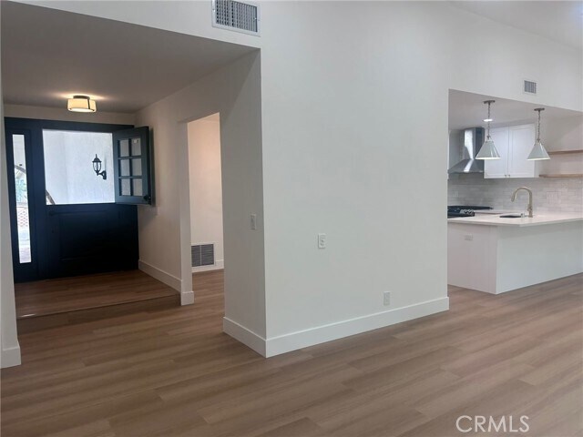 Building Photo - 27792 Perales