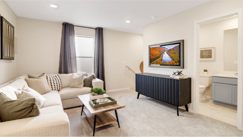 Building Photo - 4314 SE Woodford Ct