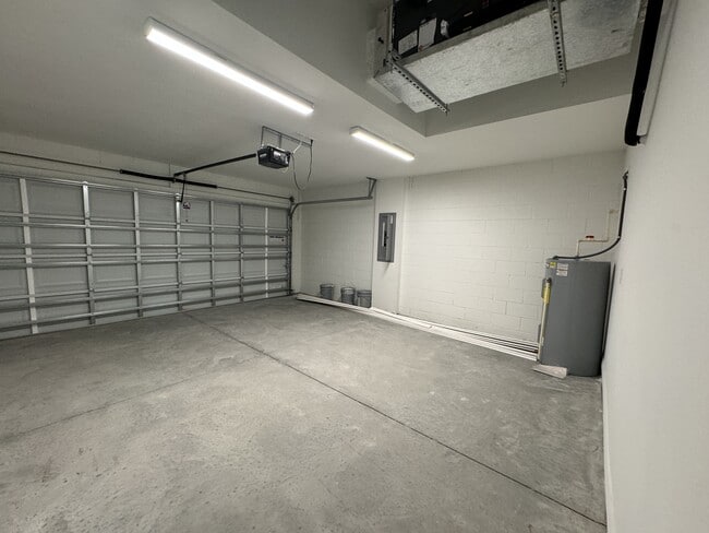 Building Photo - 24 Malauka Loop Pl