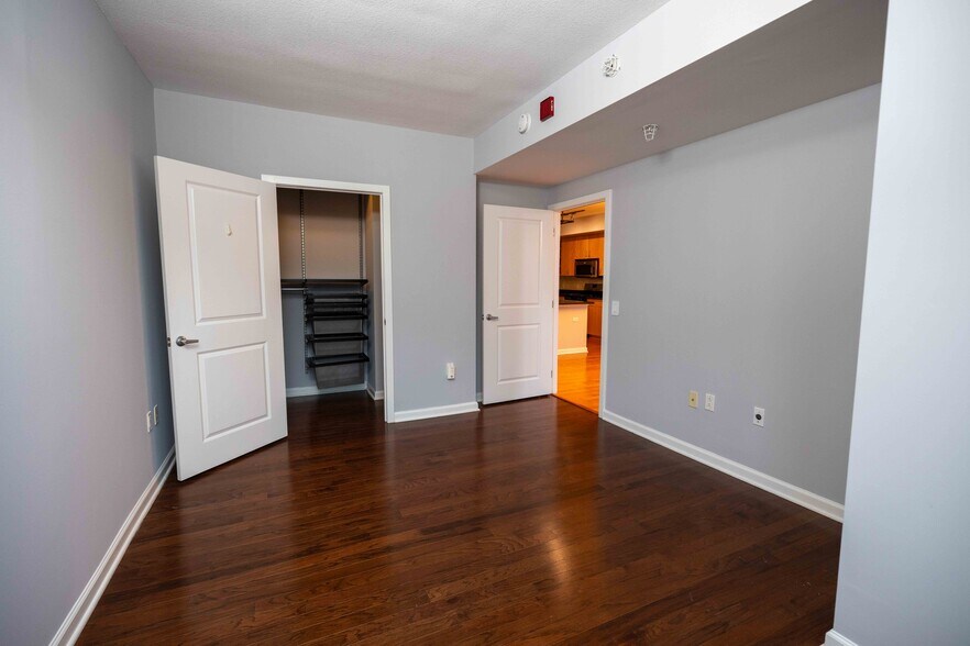 Building Photo - 440 L St NW