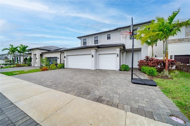 Building Photo - 4416 SW 174th Ave