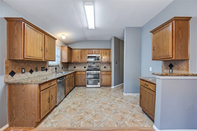 Building Photo - 19943 Black Pearl Ct