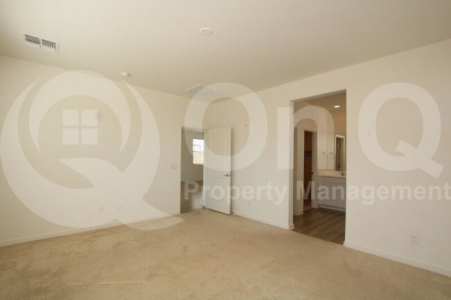 Building Photo - 35136 N Magnette Way