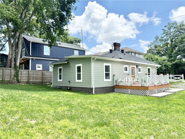 Building Photo - 2625 Peyton Rd NW