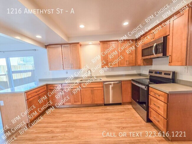 Building Photo - 1216 Amethyst St