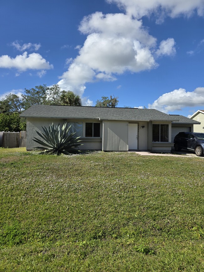 Building Photo - 4095 Conestoga St