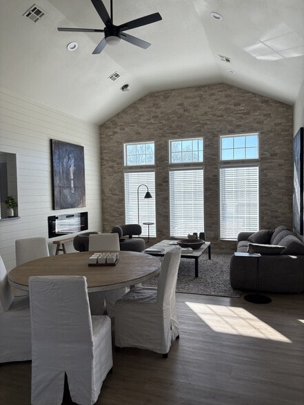 Building Photo - Big Spring Ranch