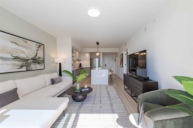 Building Photo - 3900 Alton Rd