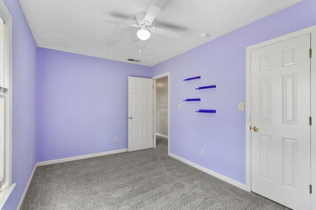 Building Photo - 7666 Wilkins Dr