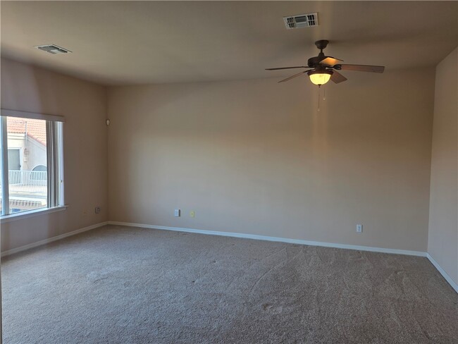 Building Photo - 1825 E Shore Villas Dr