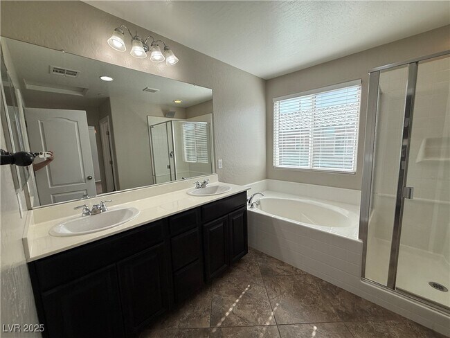 Building Photo - 4512 Simple Promise Ct